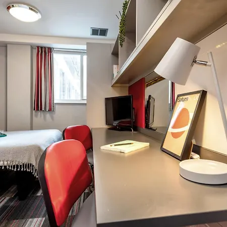 Apartment For Students Only Collegiate The Moor